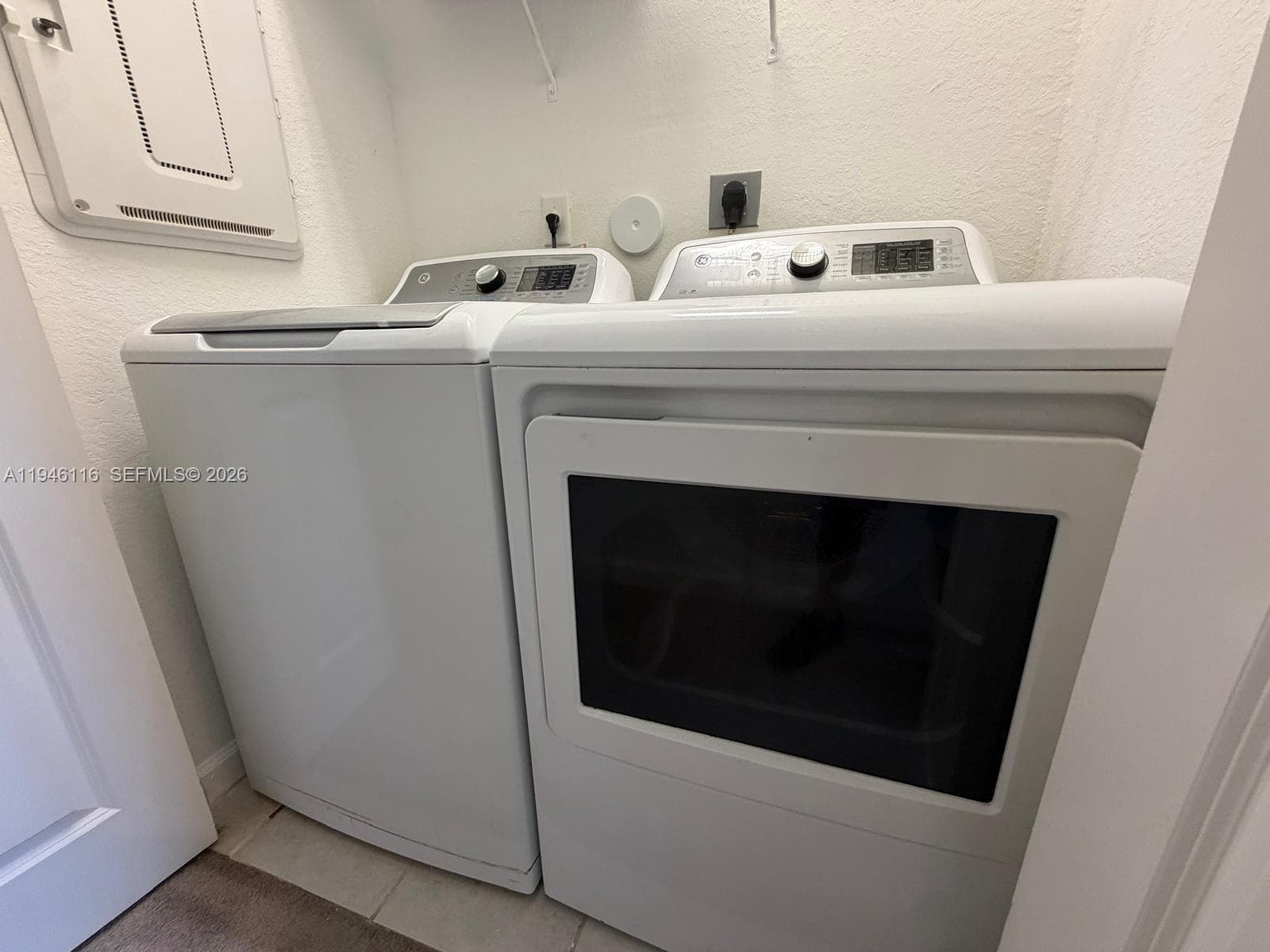 3326 W 112th St, Hialeah FL 33018 — 28