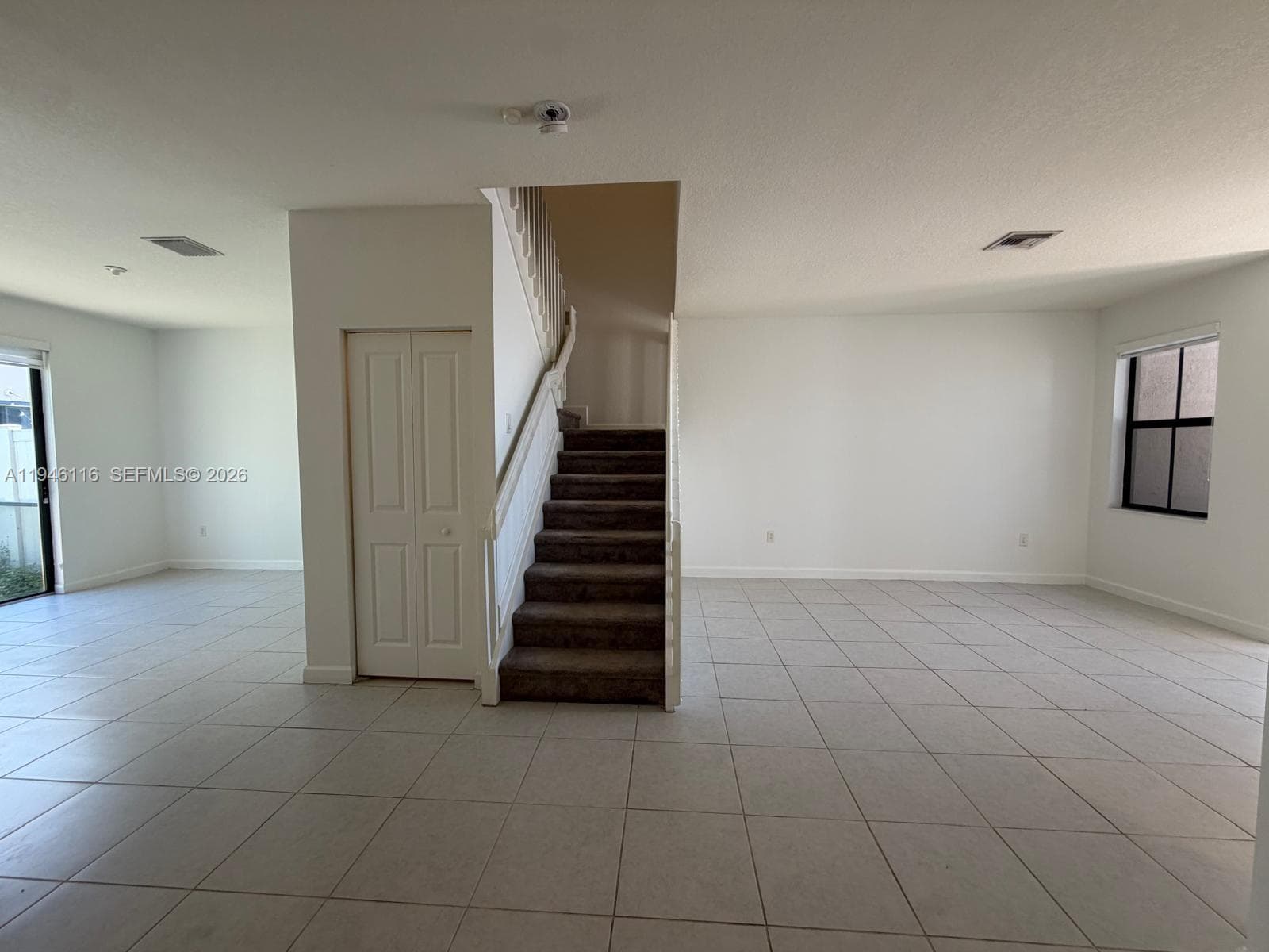3326 W 112th St, Hialeah FL 33018 — 5