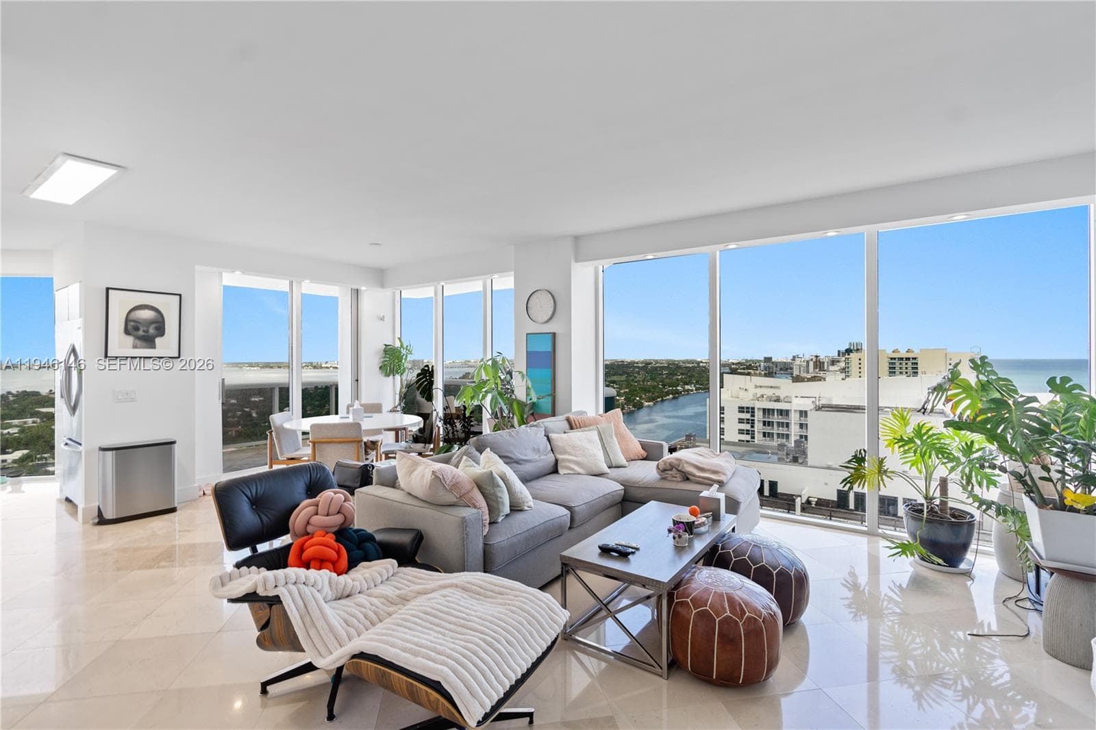 4779 Collins Ave # 2607, Miami Beach FL 33140 — 2