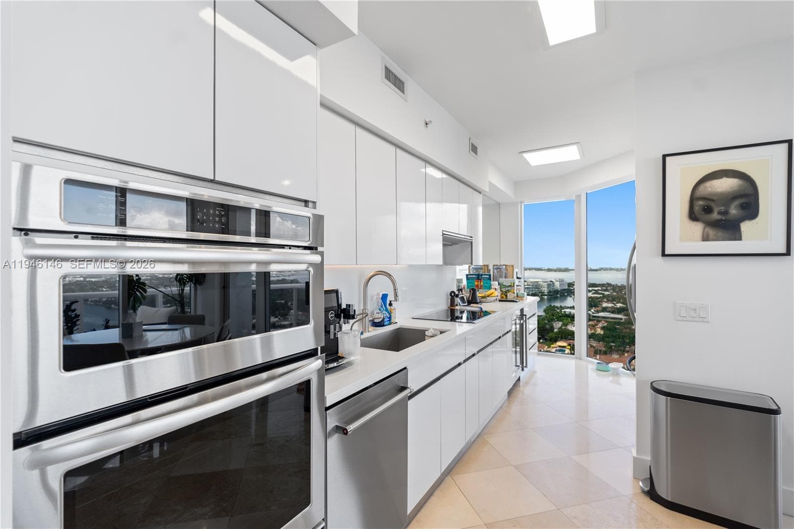 4779 Collins Ave # 2607, Miami Beach FL 33140 — 17