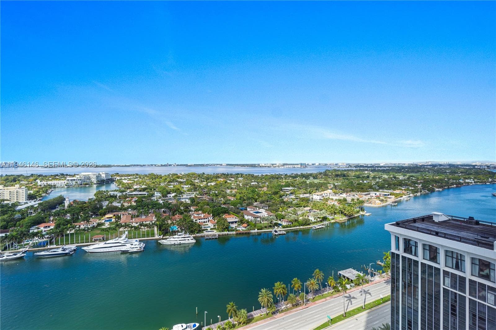4779 Collins Ave # 2607, Miami Beach FL 33140 — 35