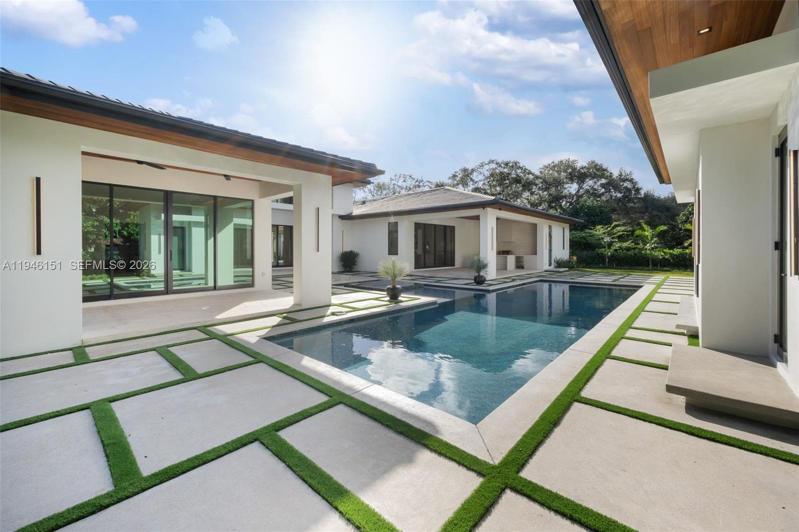 7725 SW 114th St, Pinecrest FL 33156 — 81