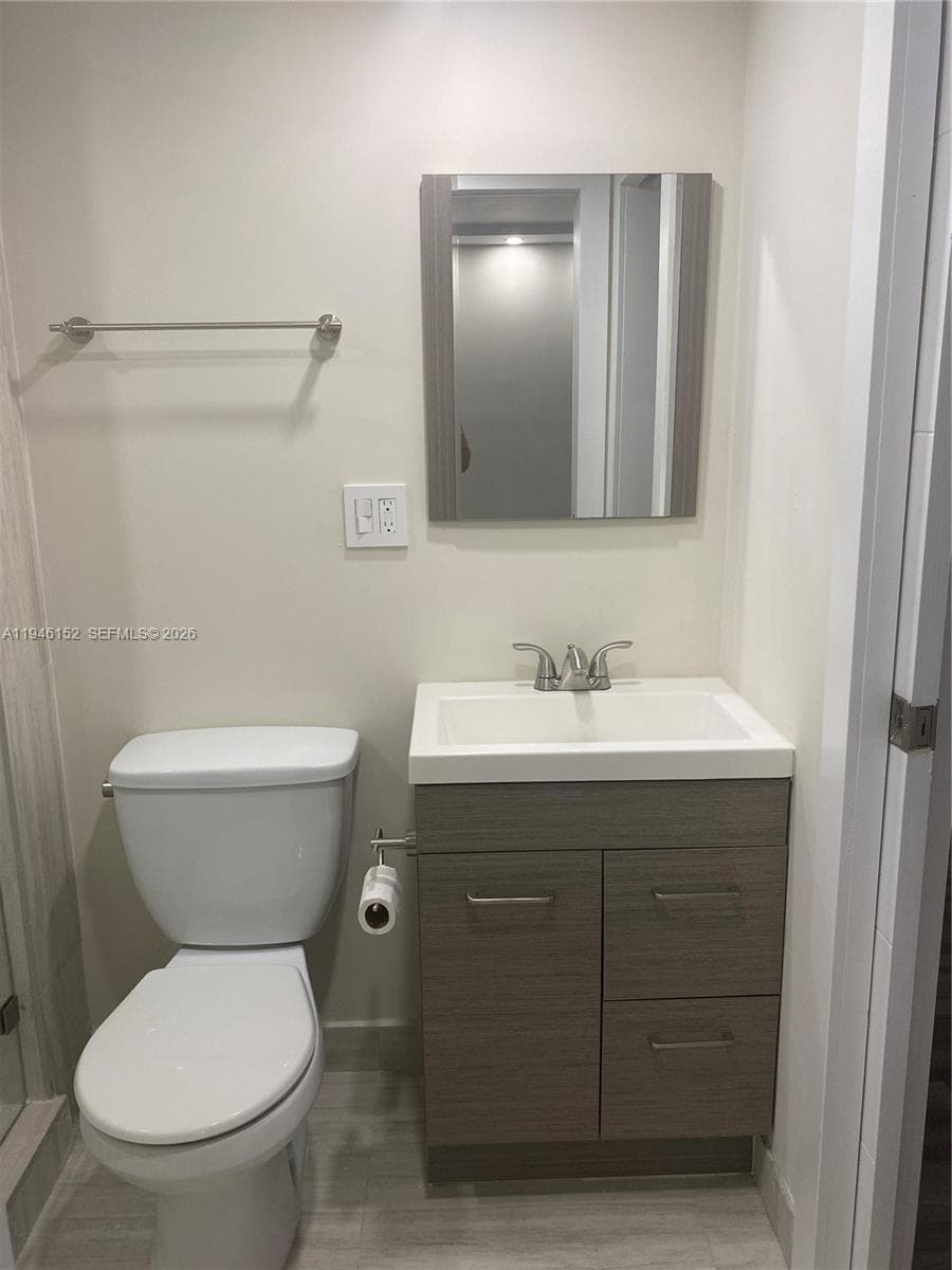 2575 SW 27th Ave # 212, Coconut Grove FL 33133 — 8