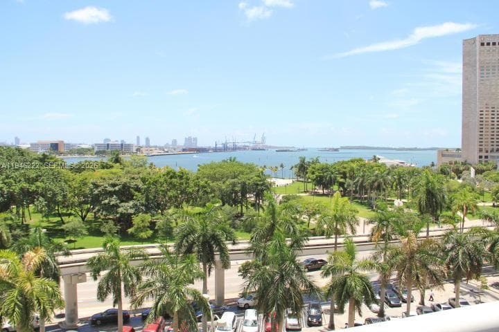 50 Biscayne Blvd # 705, Miami FL 33132 — 1