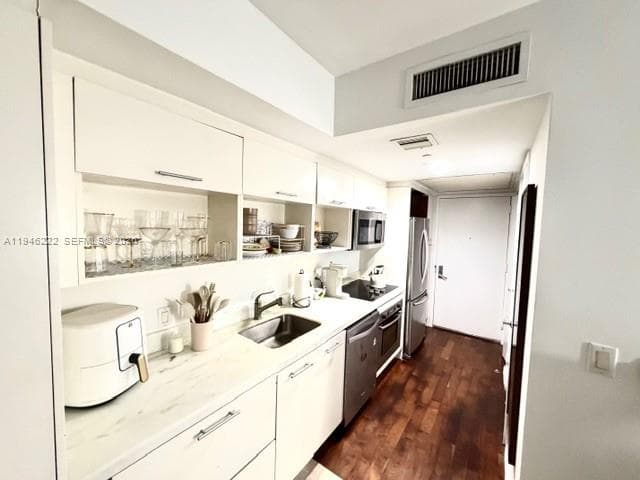 50 Biscayne Blvd # 705, Miami FL 33132 — 9