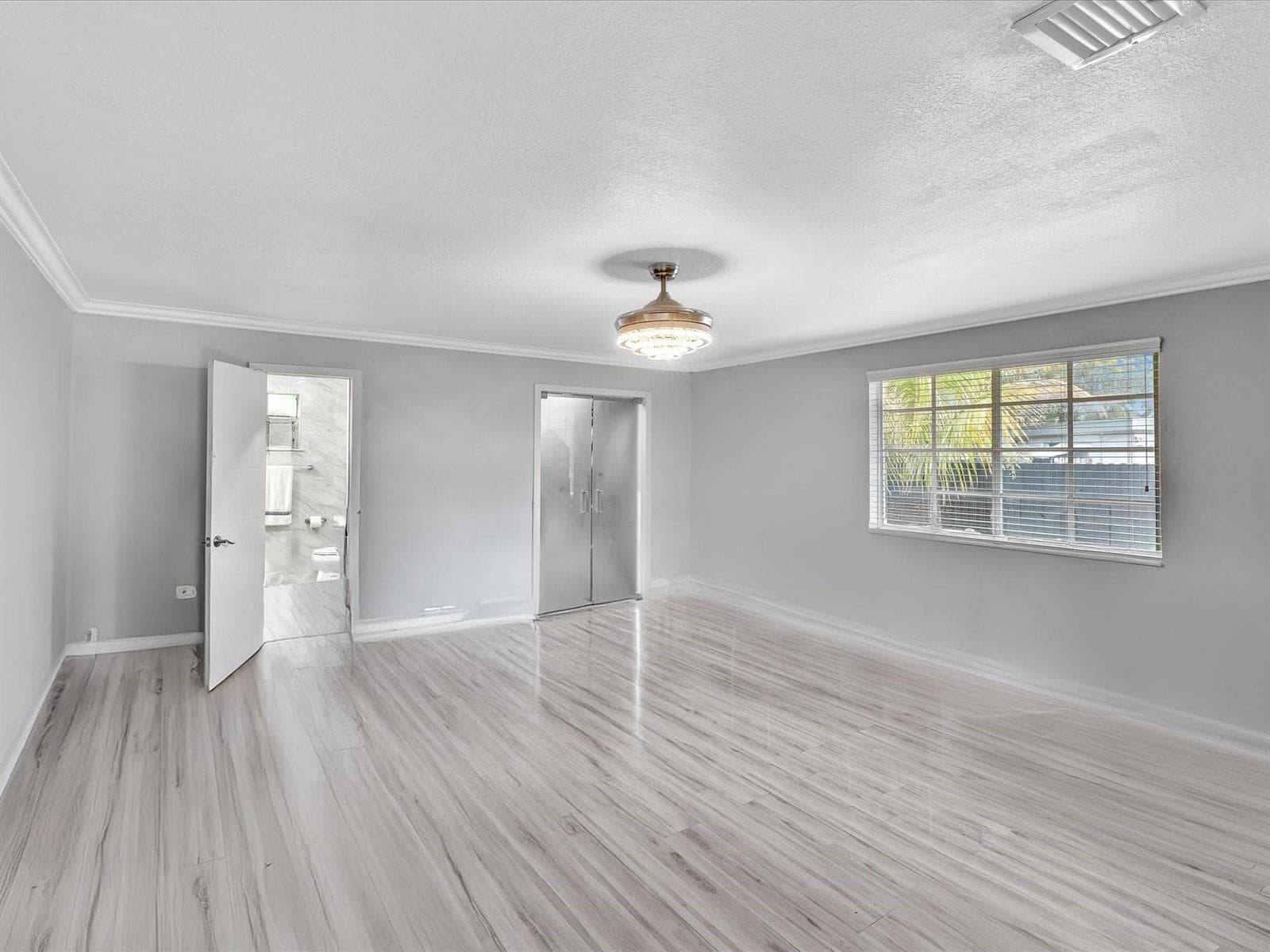 12755 NW 1st Avenue, North Miami FL 33168 — 13