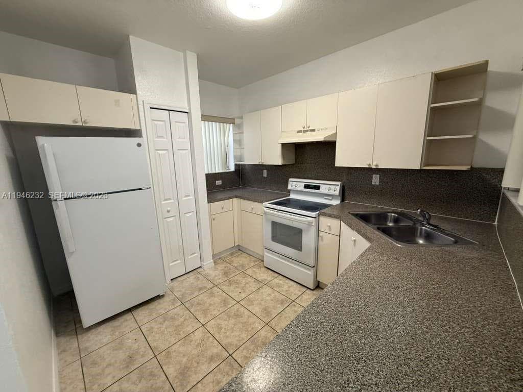 820 SW 6TH CT, Florida City FL 33034 — 3