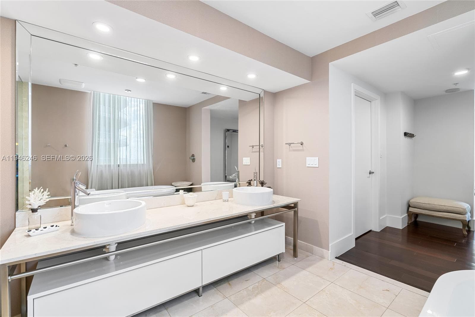 16275 Collins Ave # 1501, Sunny Isles Beach FL 33160 — 18