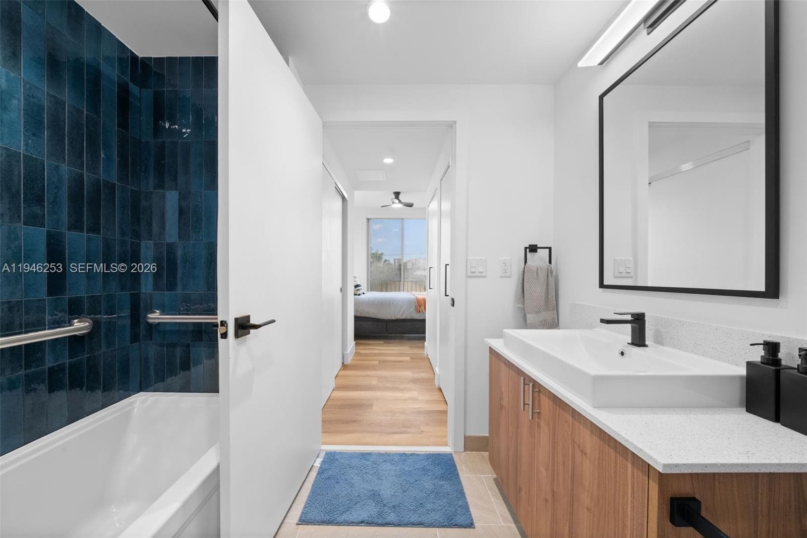 650 SW 1st St # 305, Miami FL 33130 — 20