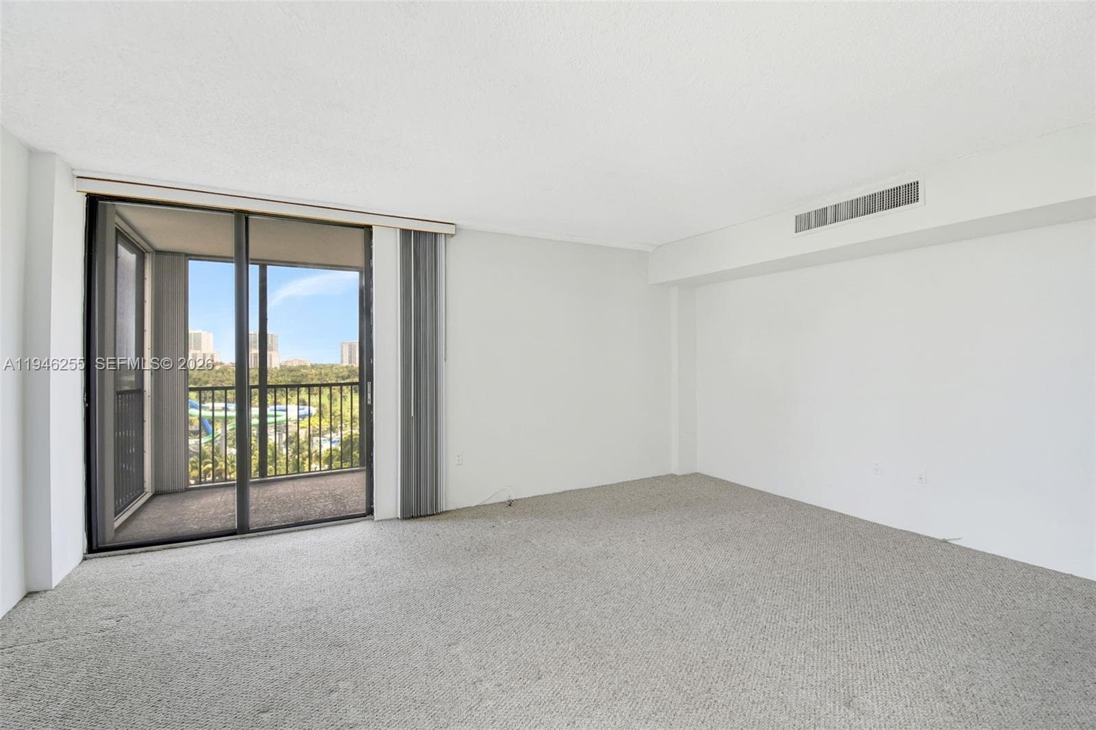 20100 W Country Club Dr # 1005, Aventura FL 33180 — 16
