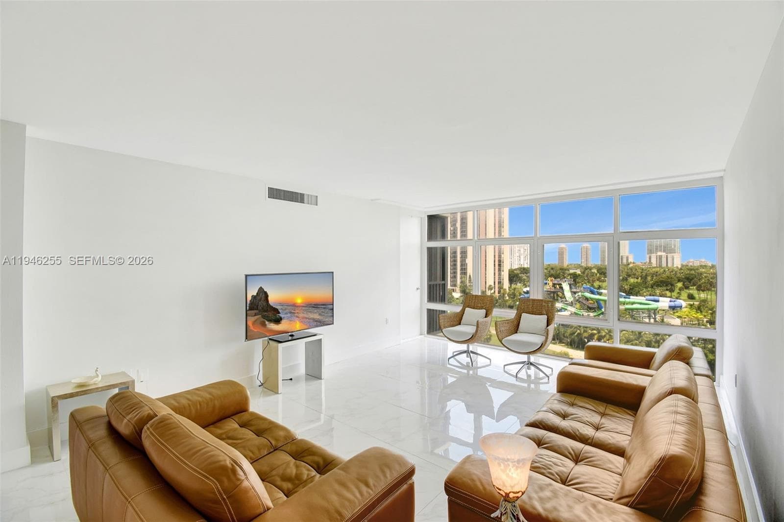 20100 W Country Club Dr # 1005, Aventura FL 33180 — 3