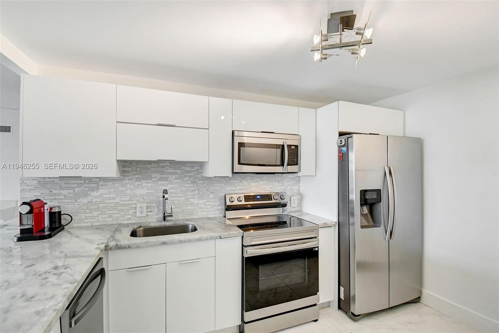 20100 W Country Club Dr # 1005, Aventura FL 33180 — 11
