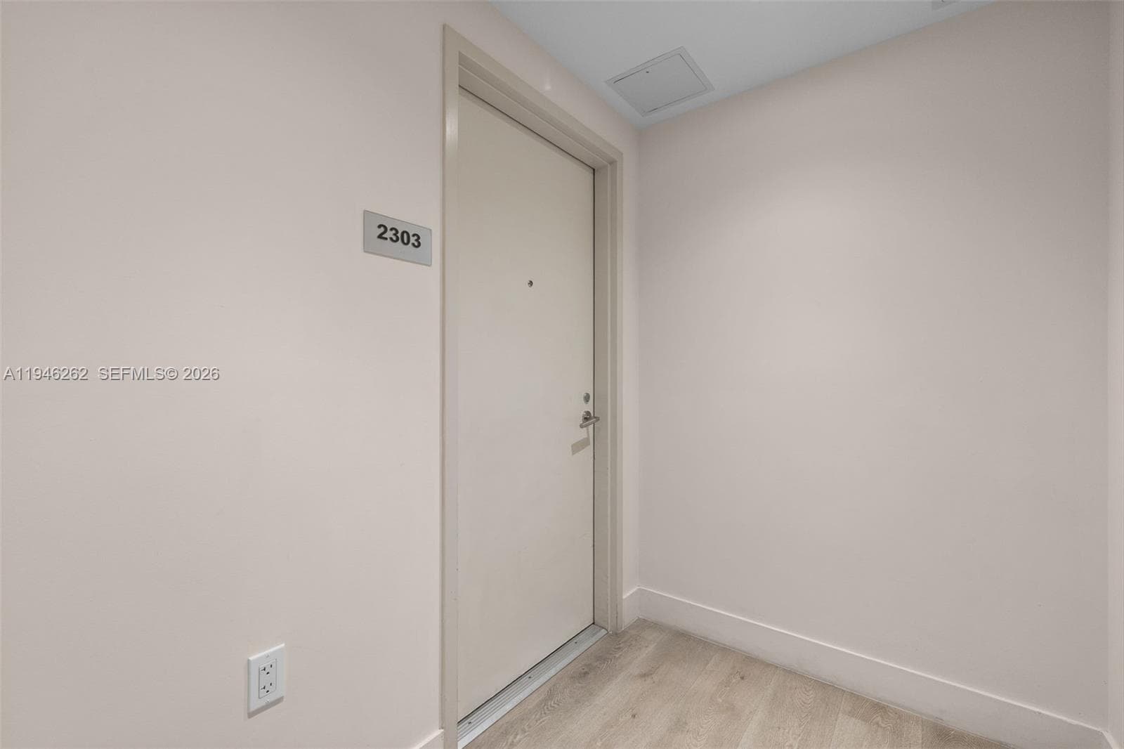 239 SW 9th St # 2303, Miami FL 33130 — 45