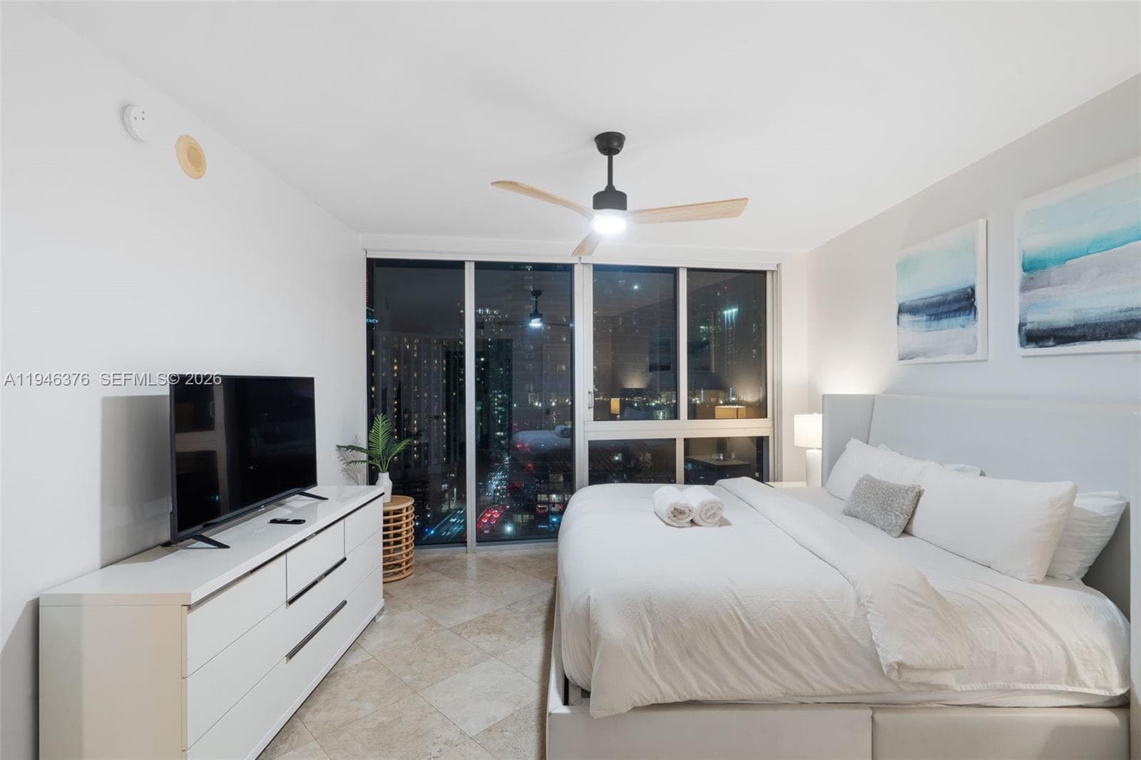 485 Brickell Ave # 1804, Miami FL 33131 — 43