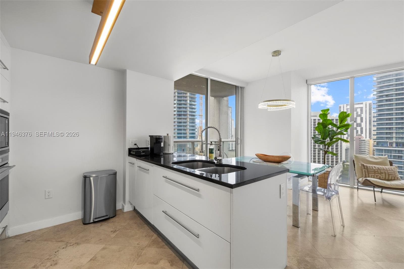 485 Brickell Ave # 1804, Miami FL 33131 — 10
