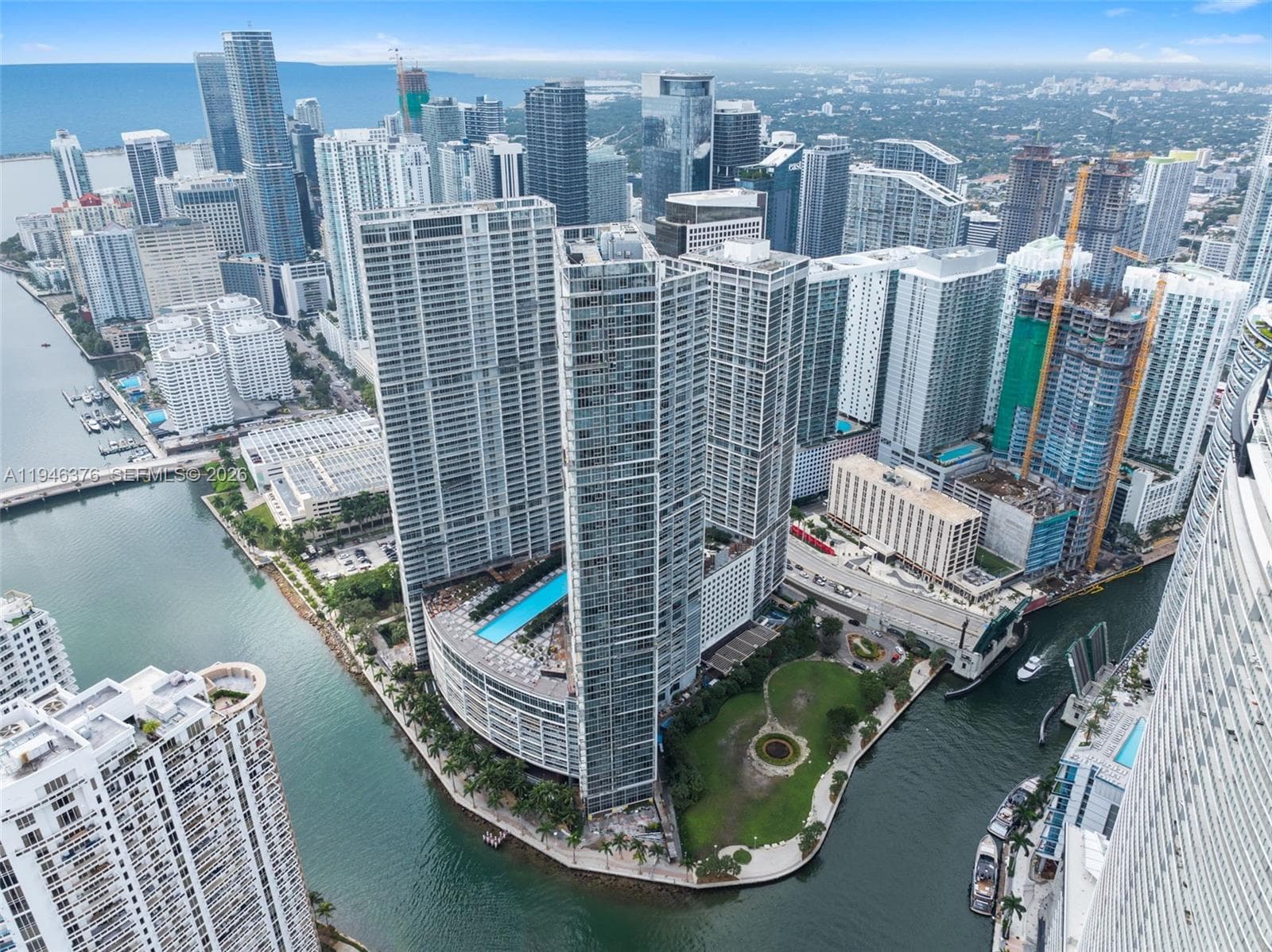 485 Brickell Ave # 1804, Miami FL 33131 — 54