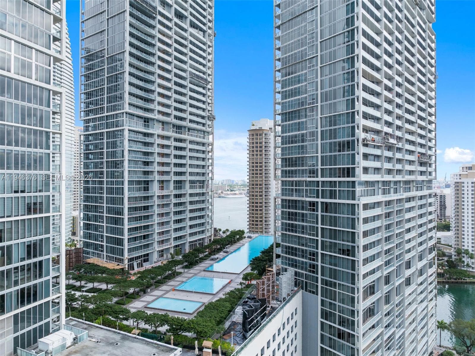 485 Brickell Ave # 1804, Miami FL 33131 — 60