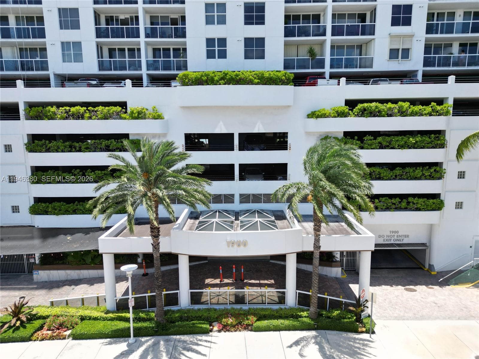 1900 Sunset Harbour Dr # 703, Miami Beach FL 33139 — 19