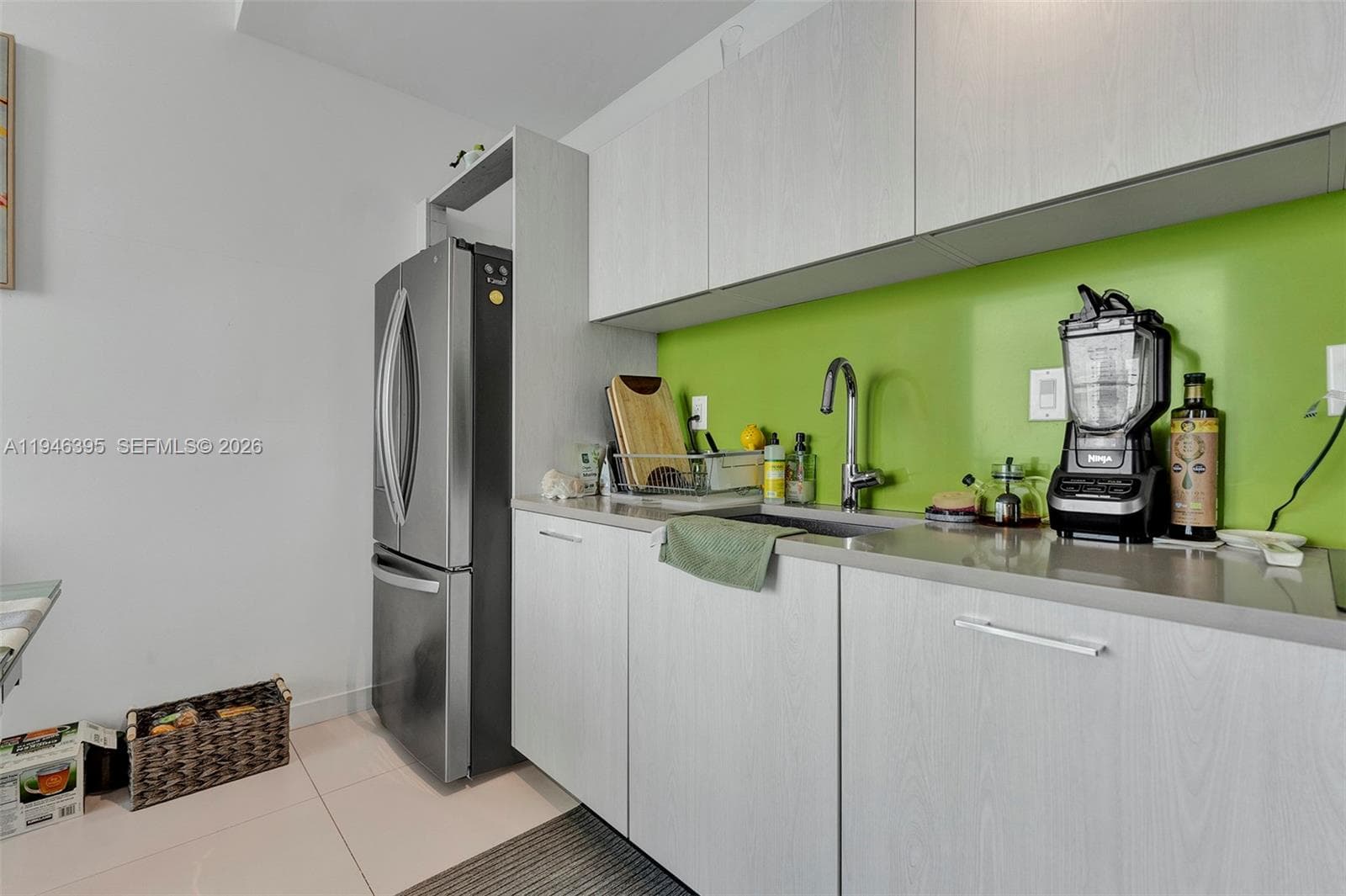 501 NE 31 # 4305, Miami FL 33137 — 12