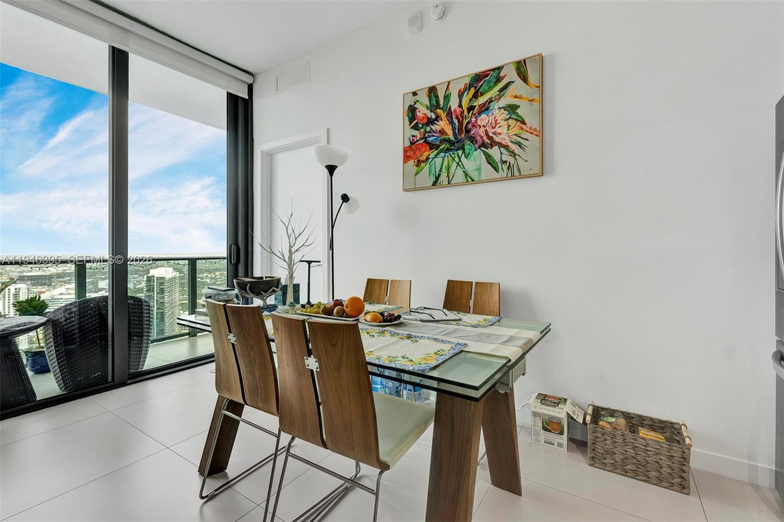 501 NE 31 # 4305, Miami FL 33137 — 3