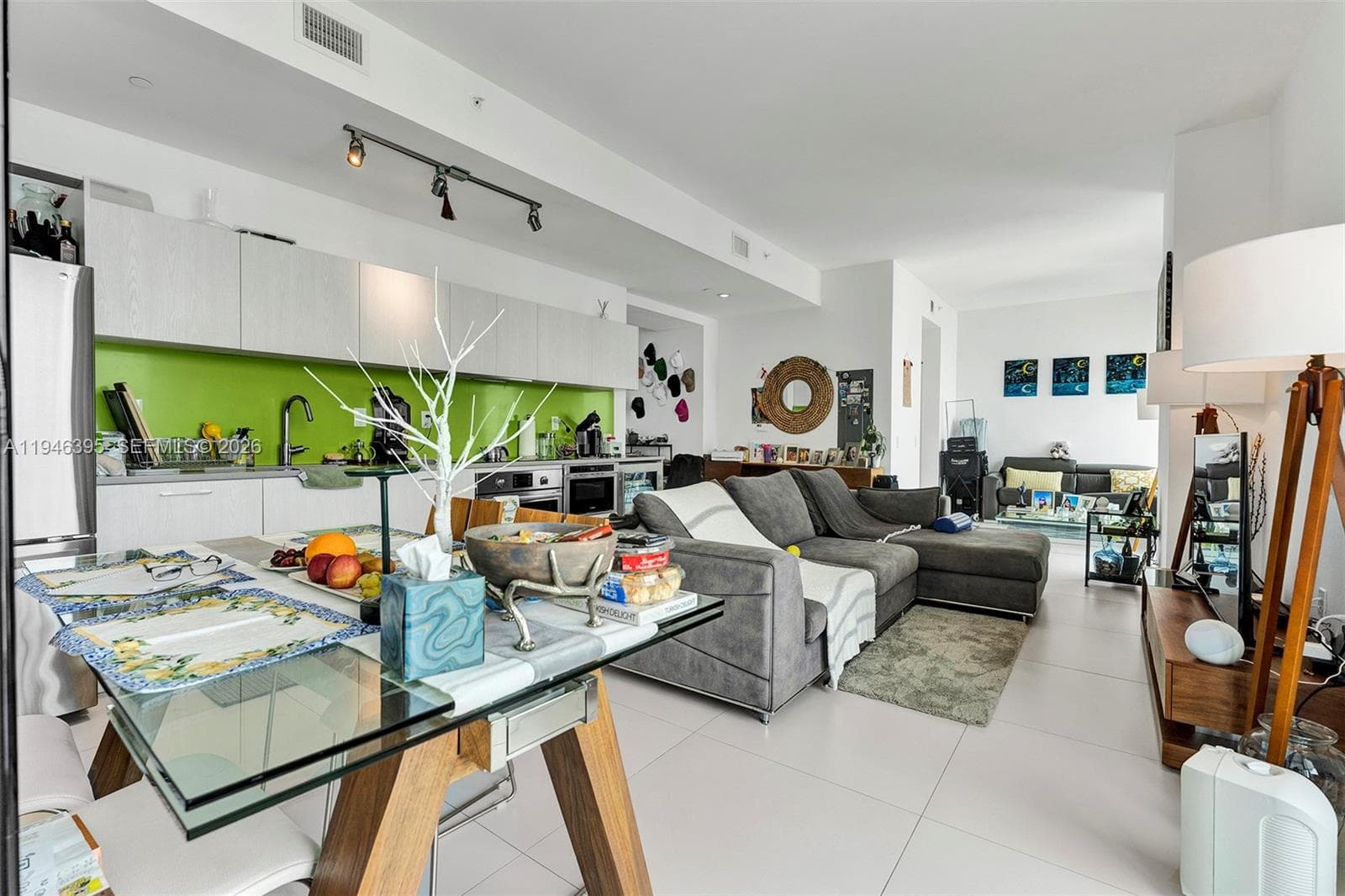 501 NE 31 # 4305, Miami FL 33137 — 1