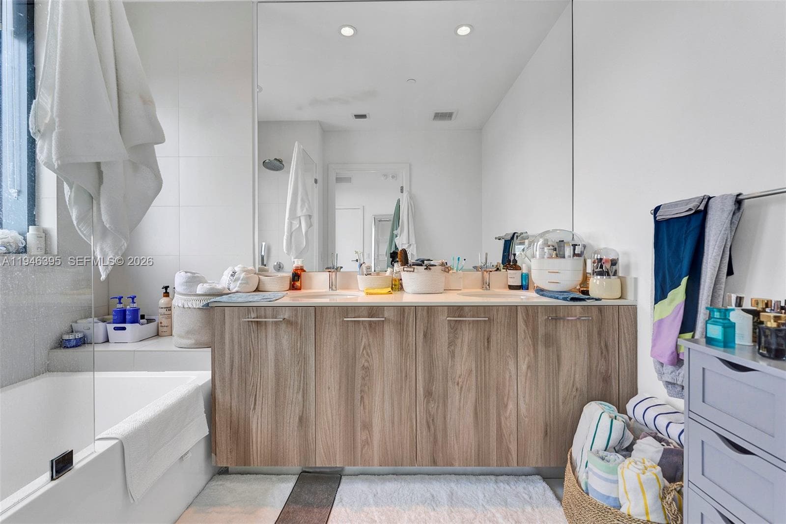 501 NE 31 # 4305, Miami FL 33137 — 20