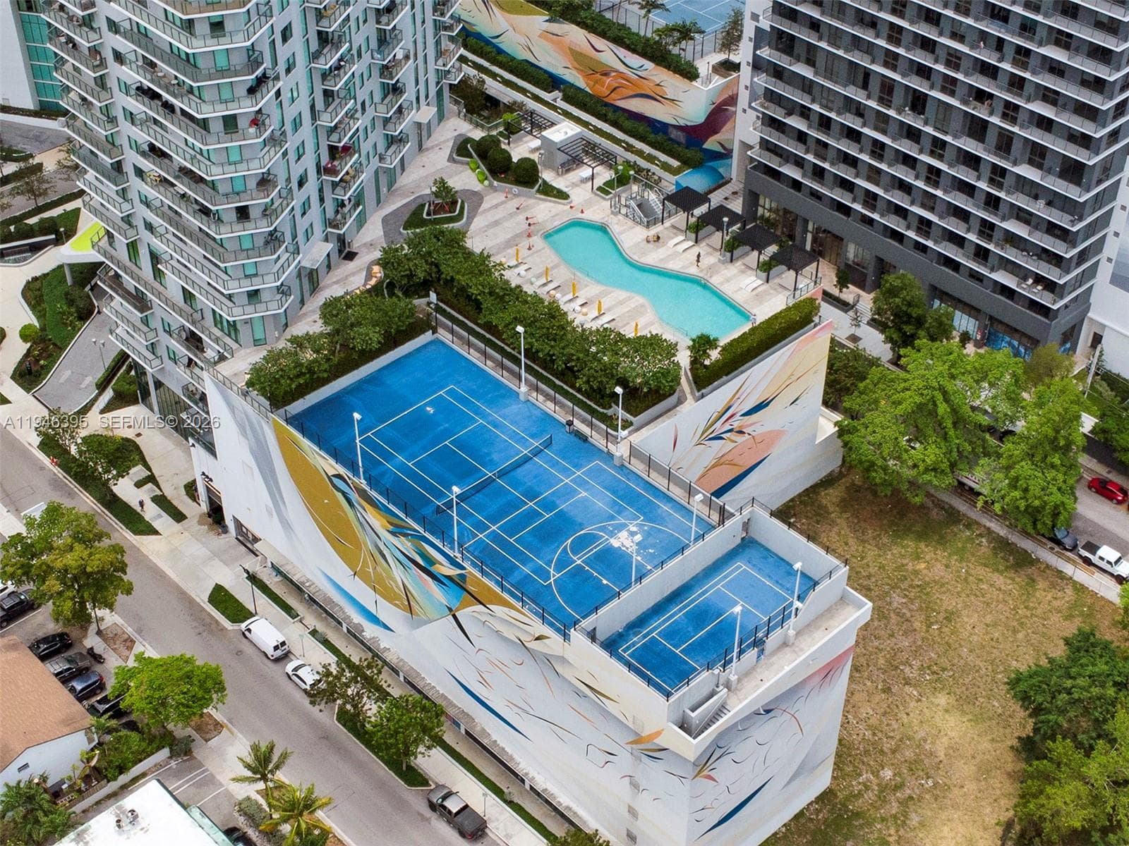 501 NE 31 # 4305, Miami FL 33137 — 30