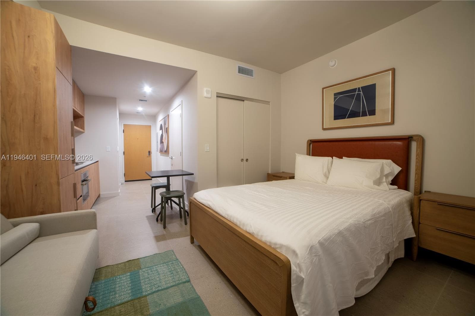 11 NE 6TH # 1908, Miami FL 33132 — 6