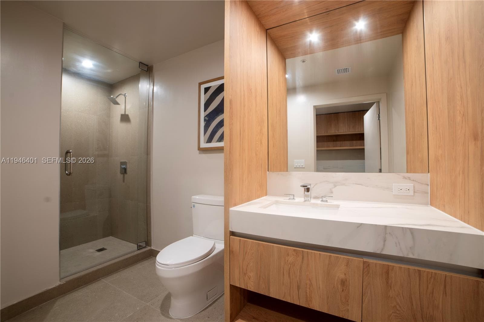 11 NE 6TH # 1908, Miami FL 33132 — 3