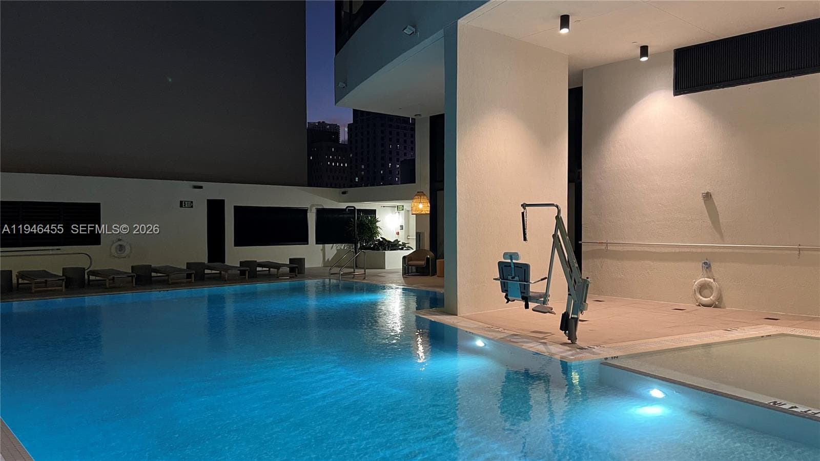 225 N Miami Ave # 312, Miami FL 33128 — 45