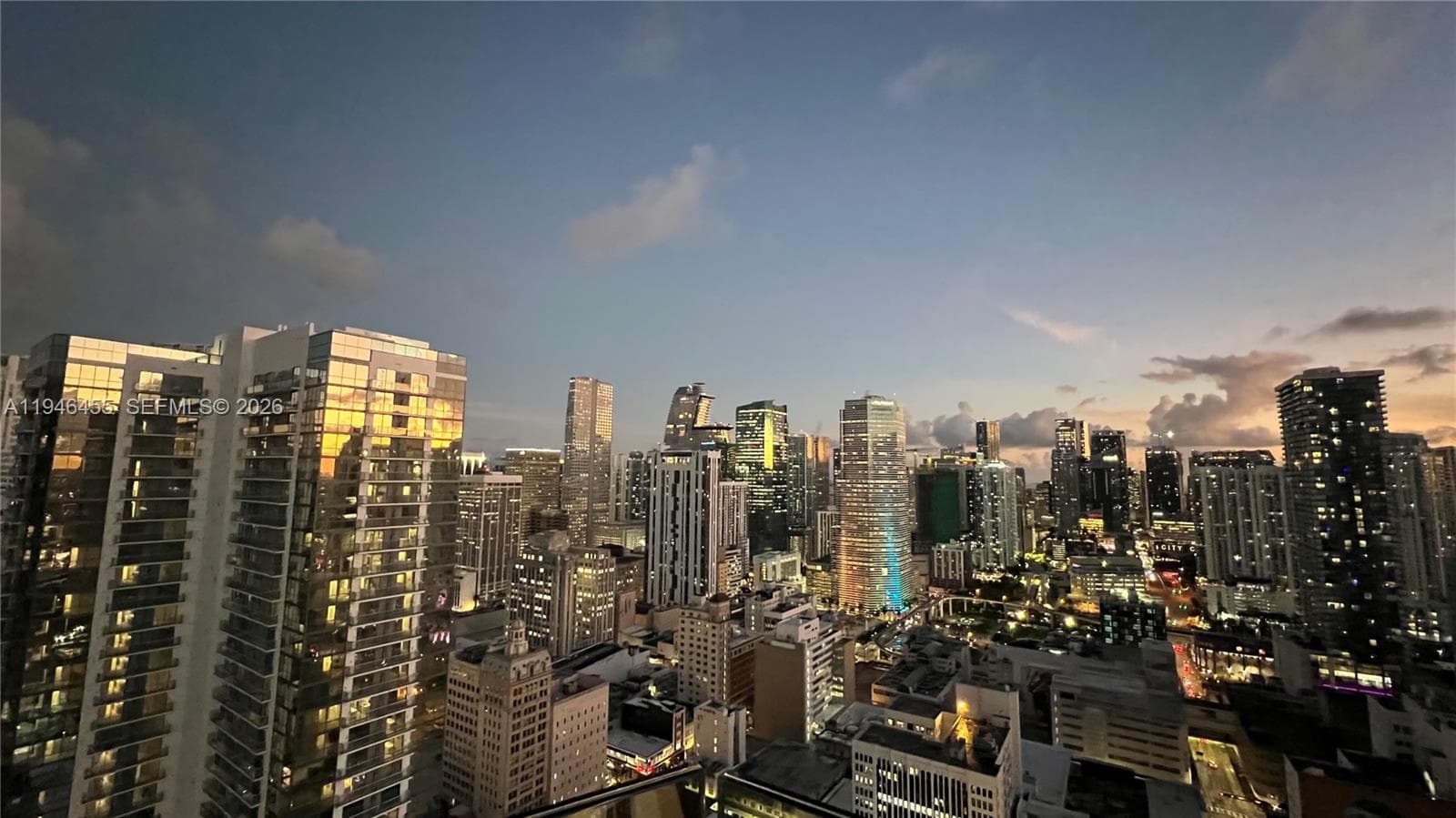 225 N Miami Ave # 312, Miami FL 33128 — 35