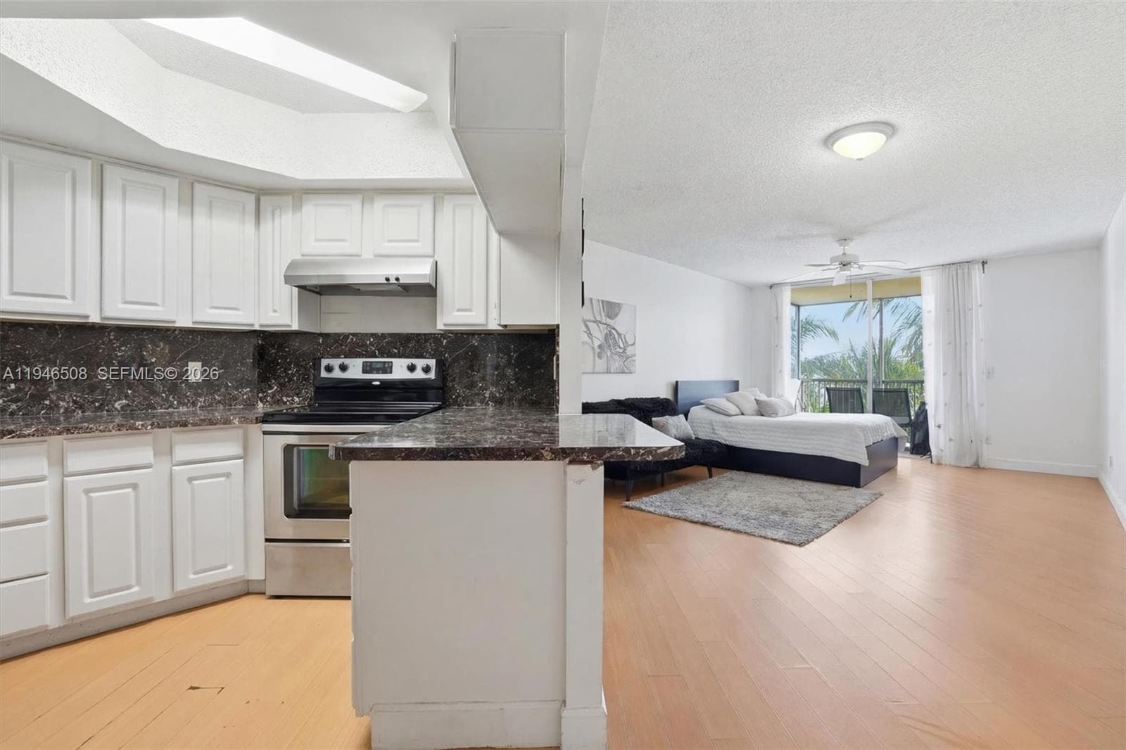 8363 Lake Dr # 503, Doral FL 33166 — 2