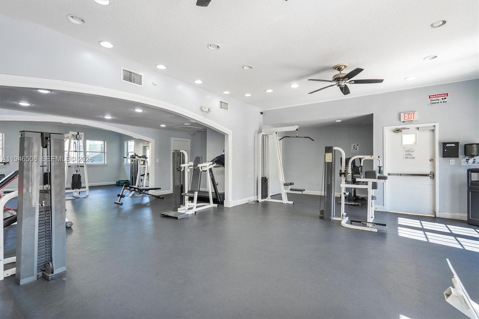 8363 Lake Dr # 503, Doral FL 33166 — 18
