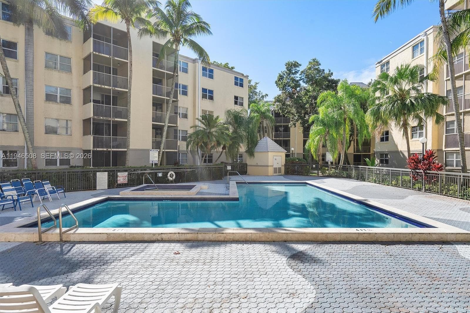 8363 Lake Dr # 503, Doral FL 33166 — 15