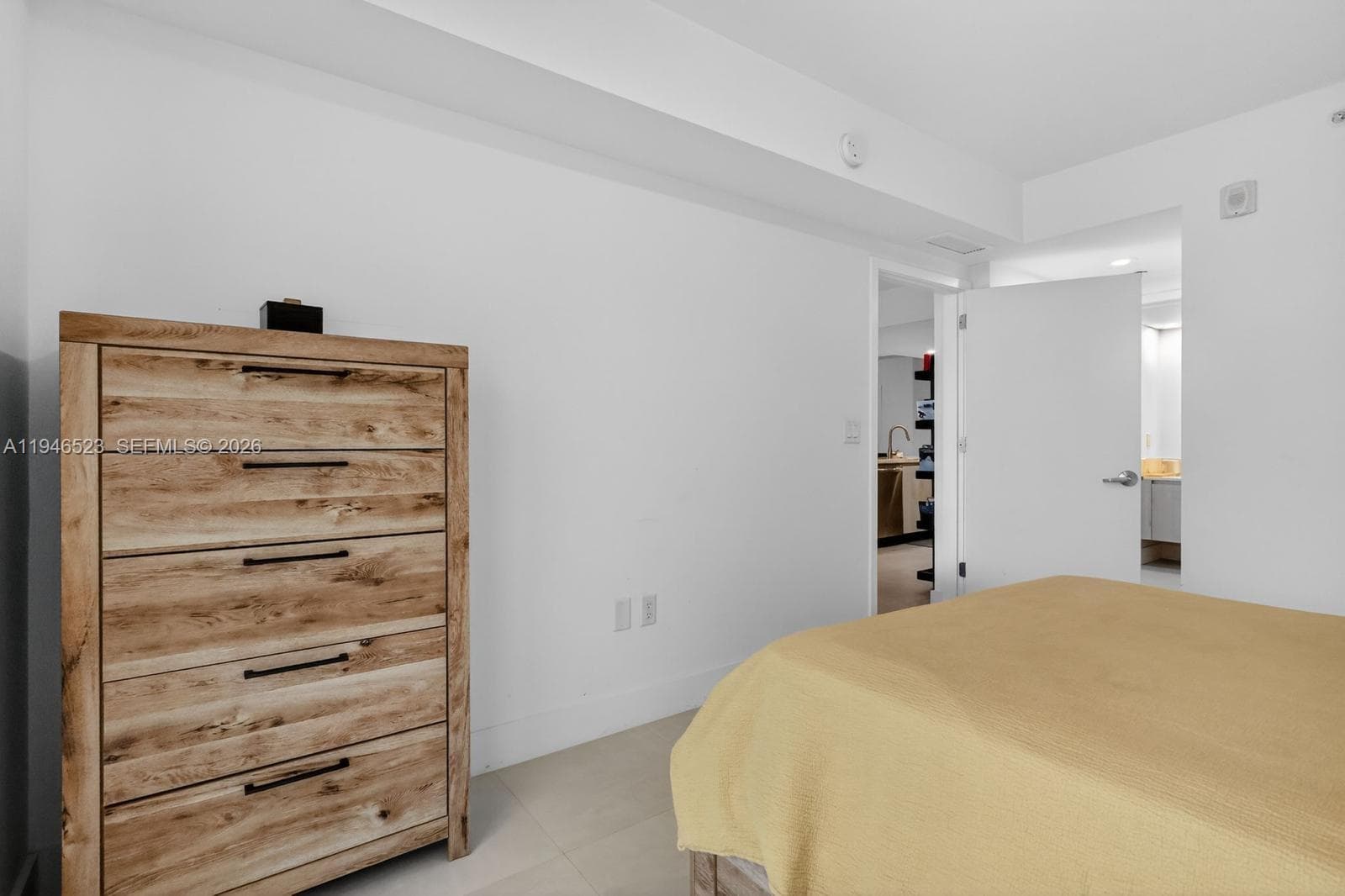 13800 Highland Dr # 308, North Miami Beach FL 33181 — 17