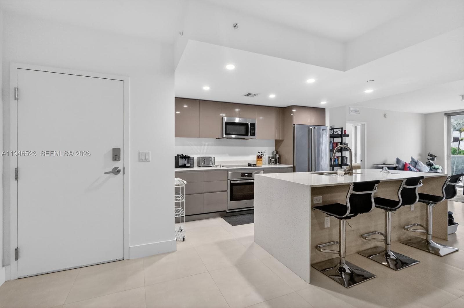 13800 Highland Dr # 308, North Miami Beach FL 33181 — 3