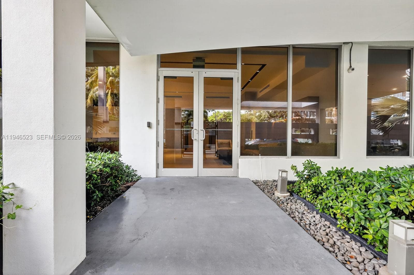 13800 Highland Dr # 308, North Miami Beach FL 33181 — 36