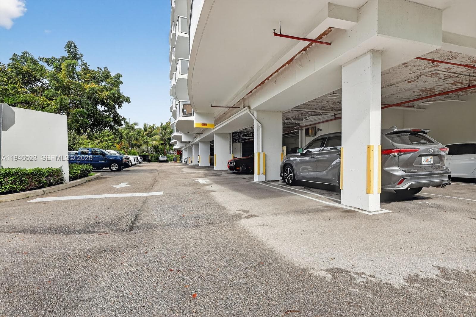13800 Highland Dr # 308, North Miami Beach FL 33181 — 35