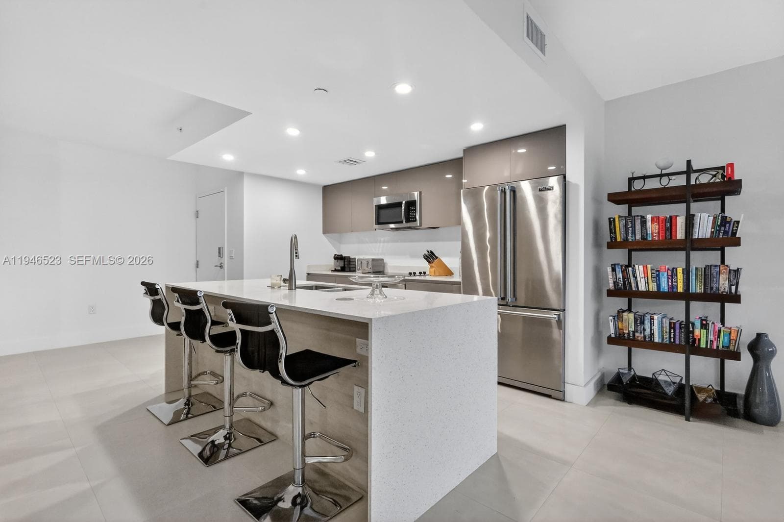 13800 Highland Dr # 308, North Miami Beach FL 33181 — 4