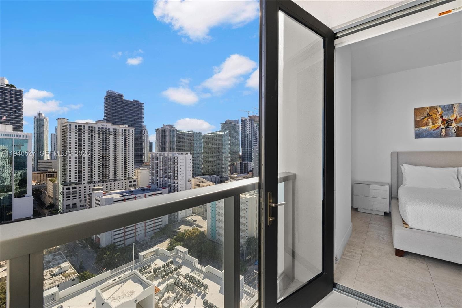 239 SW 9th St # 2304, Miami FL 33130 — 3