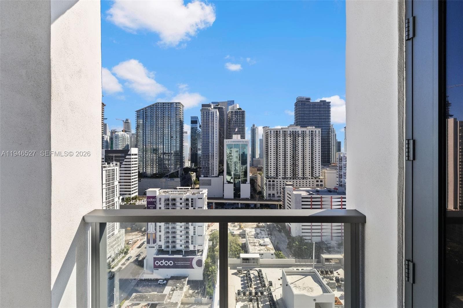 239 SW 9th St # 2304, Miami FL 33130 — 1
