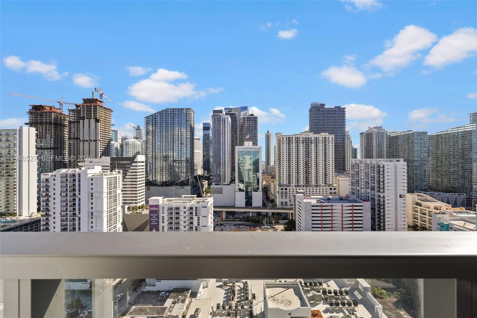 239 SW 9th St # 2304, Miami FL 33130 — 33