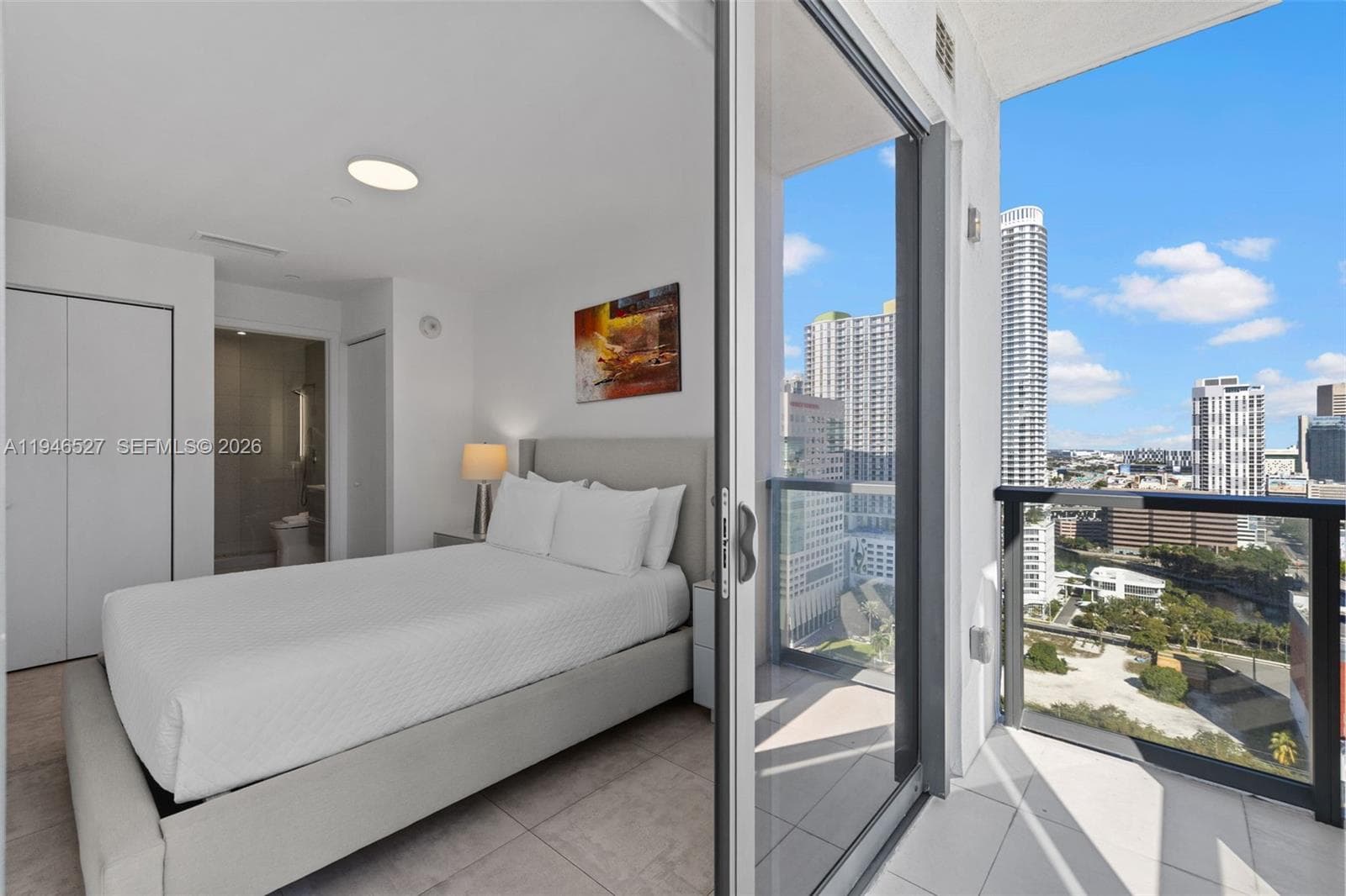 239 SW 9th St # 2304, Miami FL 33130 — 19