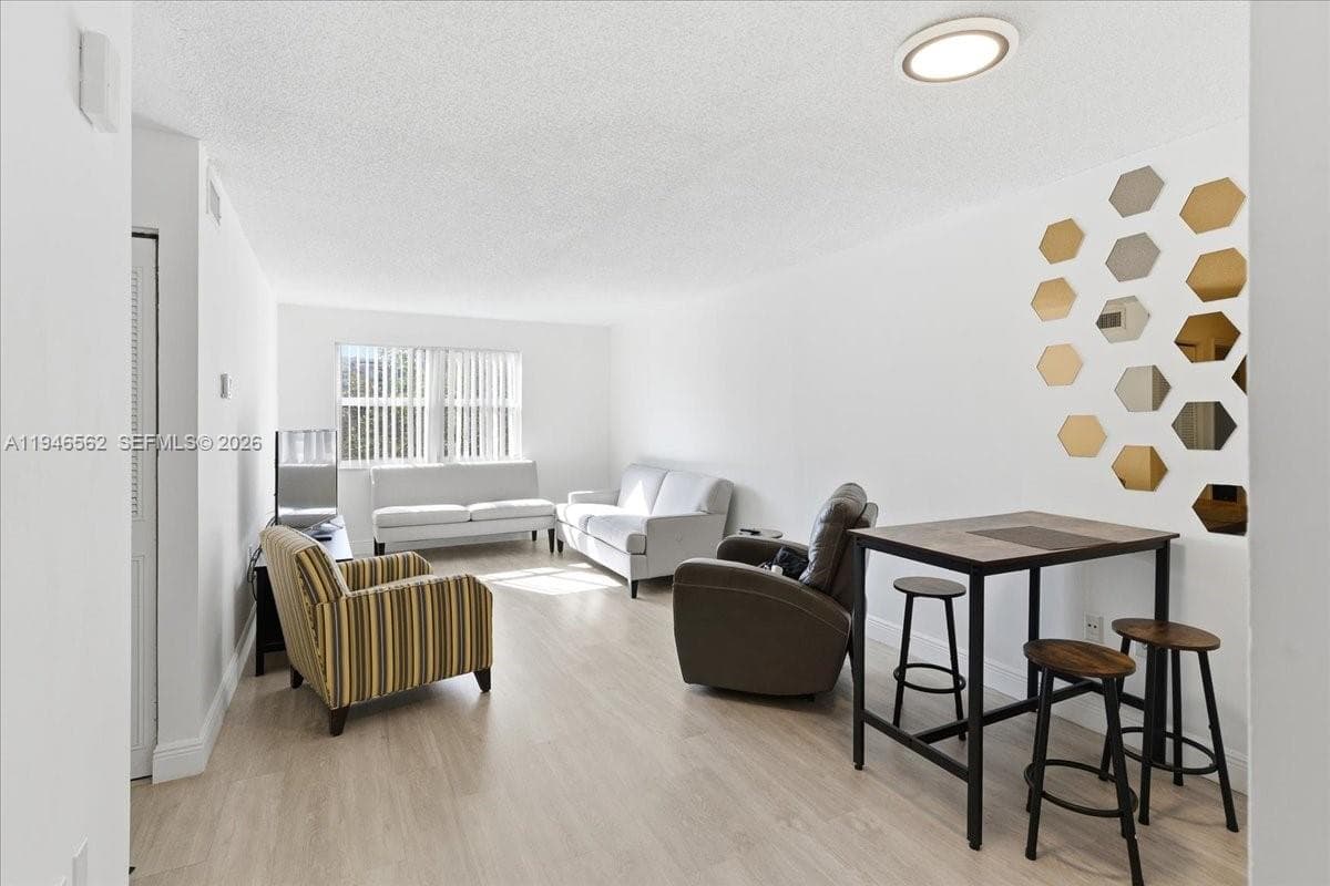 17255 SW 95th Ave # 355, Palmetto Bay FL 33157 — 1