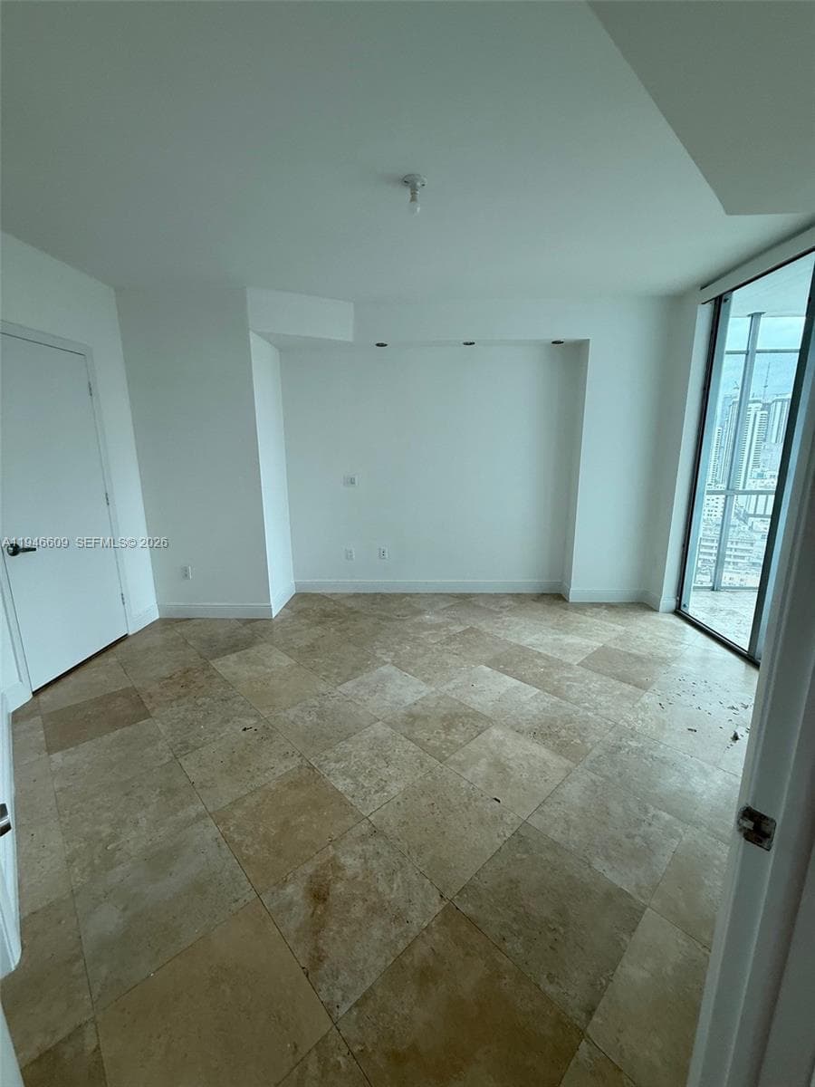 350 S Miami Ave # 2603, Miami FL 33130 — 7
