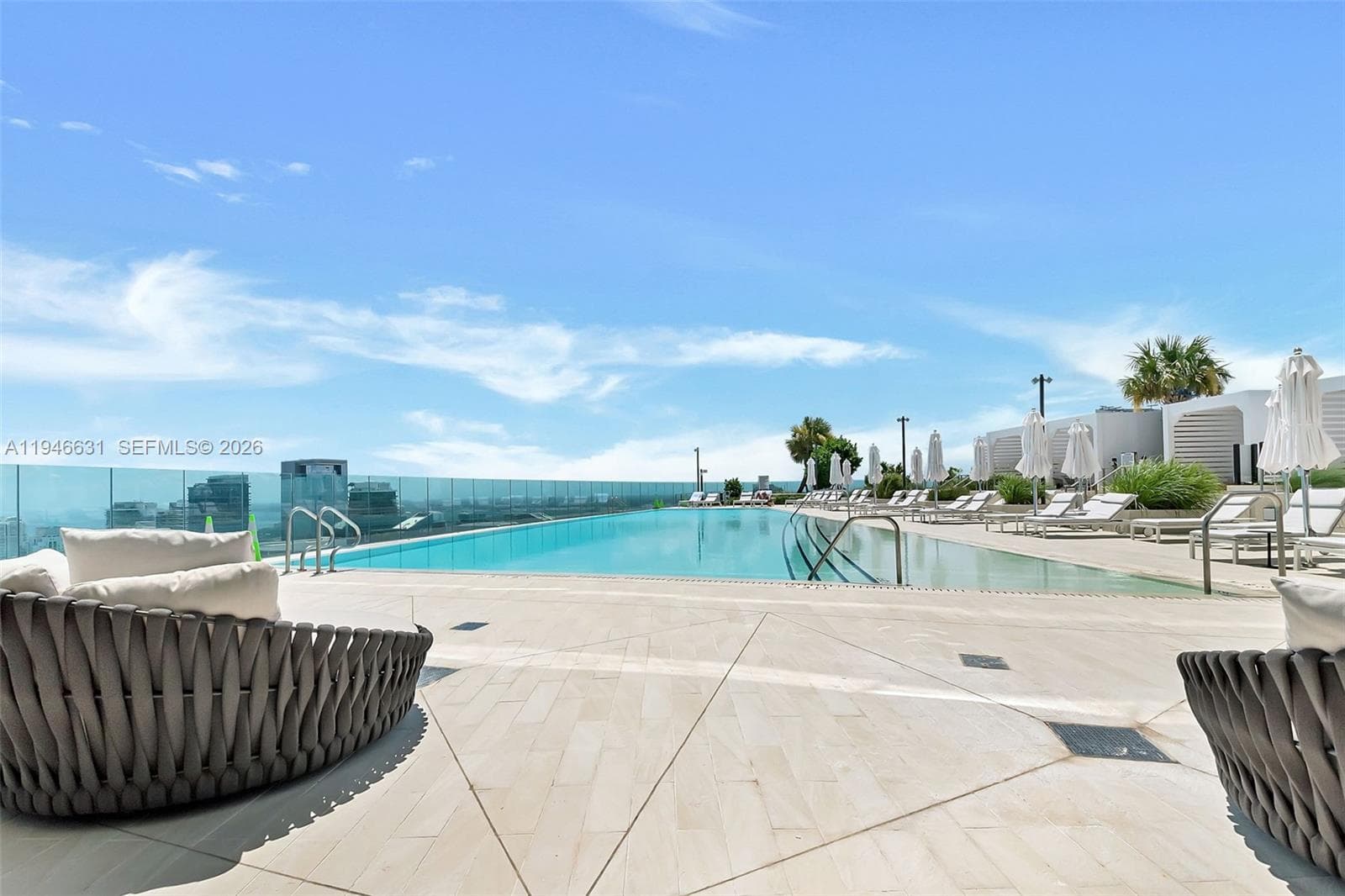 300 Biscayne Blvd Way # 2808, Miami FL 33131 — 23