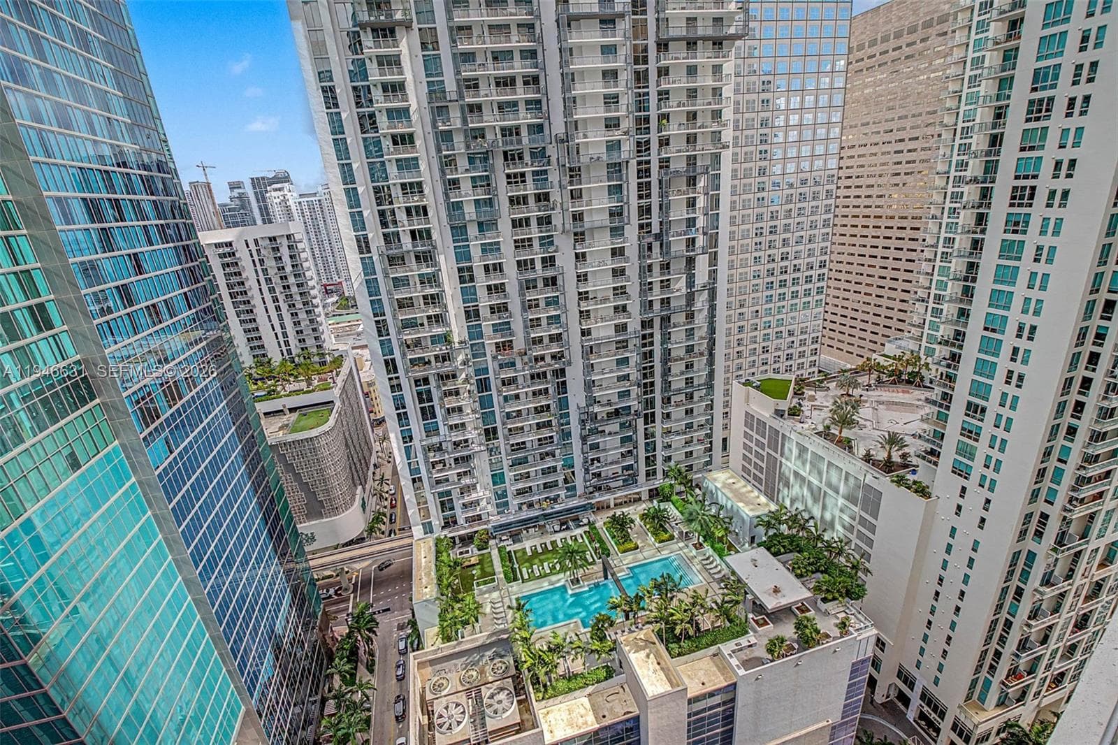 300 Biscayne Blvd Way # 2808, Miami FL 33131 — 16