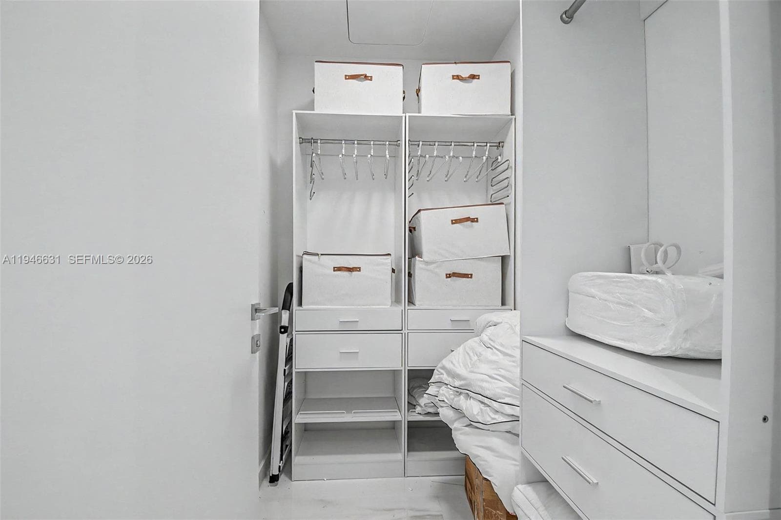300 Biscayne Blvd Way # 2808, Miami FL 33131 — 12