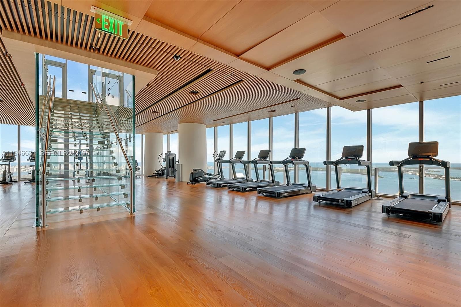 300 Biscayne Blvd Way # 2808, Miami FL 33131 — 32
