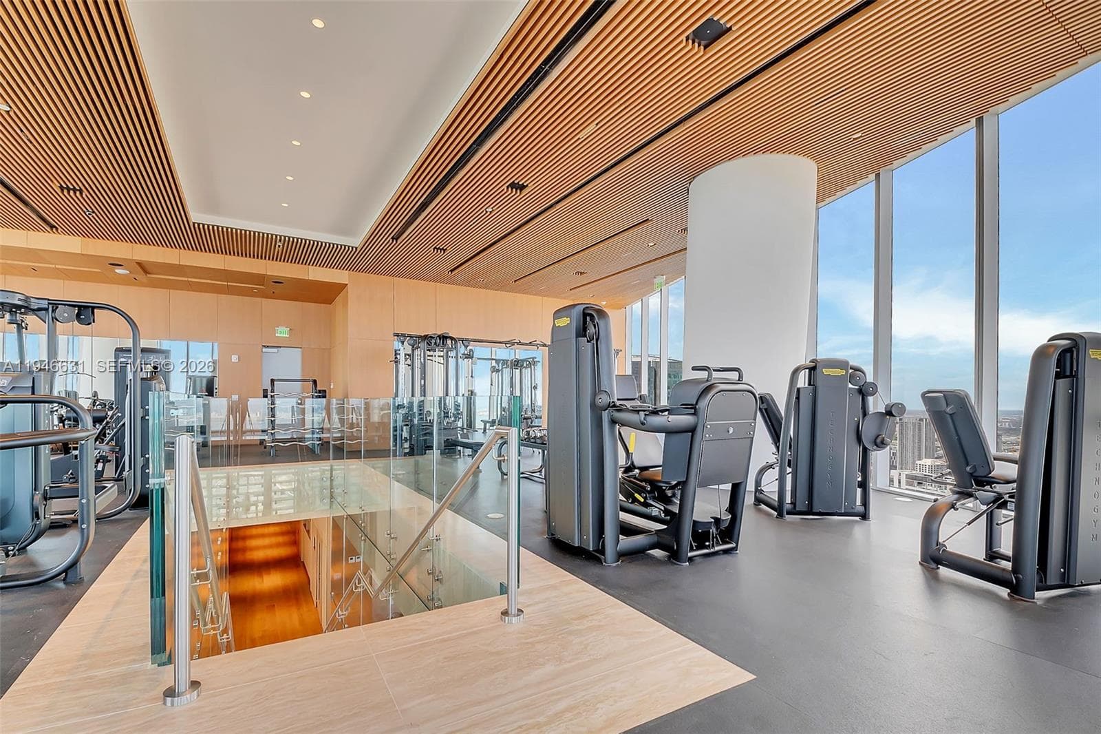 300 Biscayne Blvd Way # 2808, Miami FL 33131 — 30